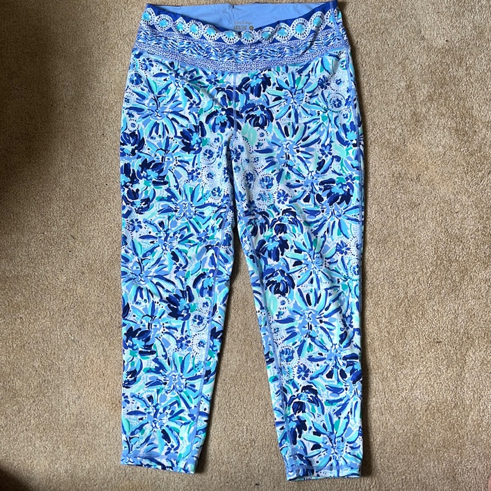 Beautiful Luxletic leggings by Lilly Pulitzer